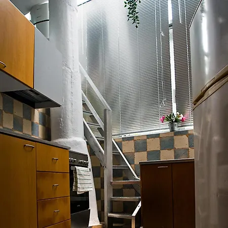 Teachers House Traditional Maisonette Luxurious Renovated Daire